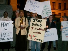 Troy Anthony Davis supporters